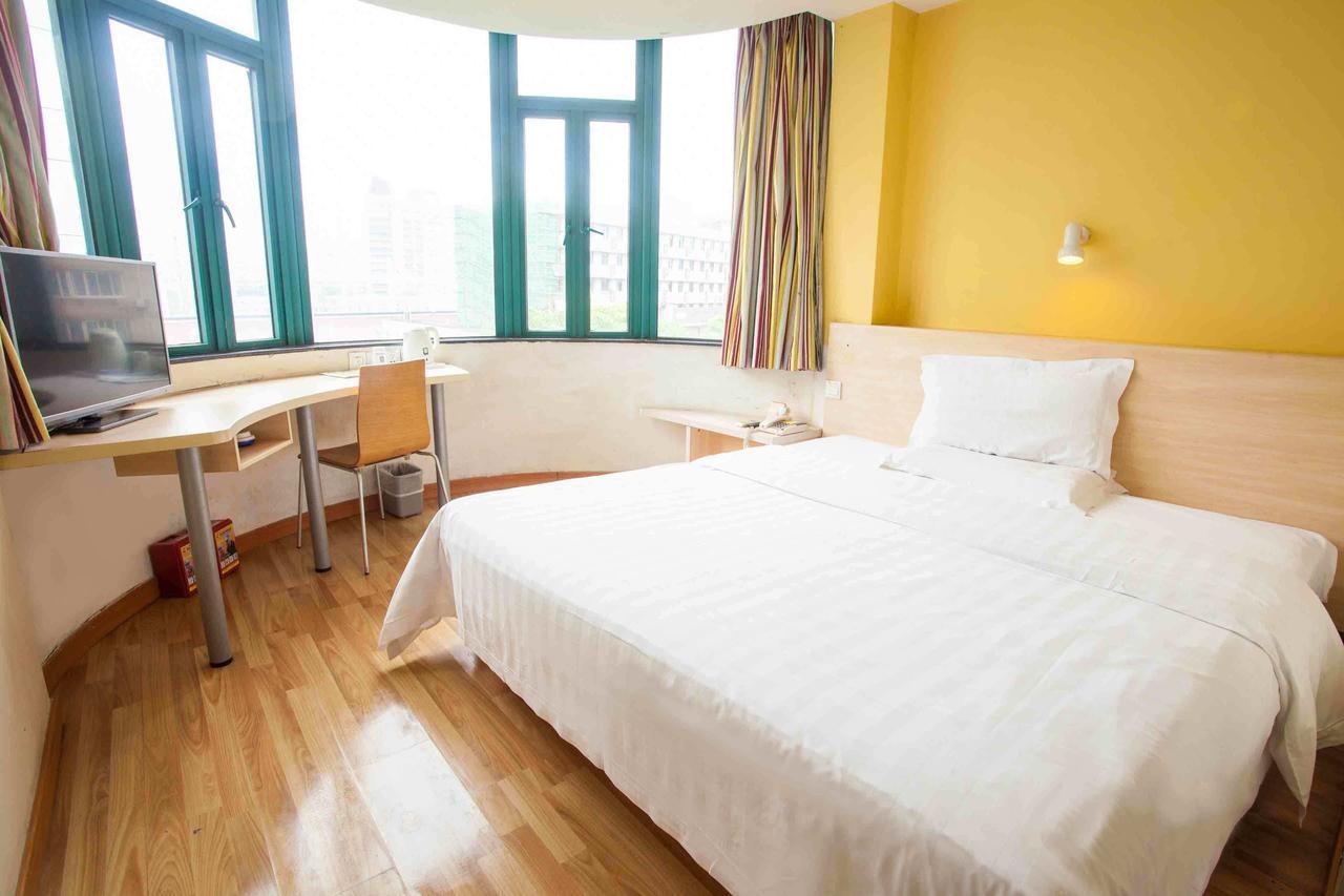 7Days Inn Shantou Coach Terminal Huang He Road Oda fotoğraf